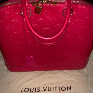 Authentic LIMITED COLOR Louis Vuitton Alma PINK